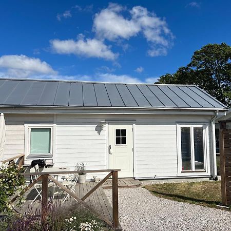 Вилла Lilla Sommarhuset Burgsvik Экстерьер фото